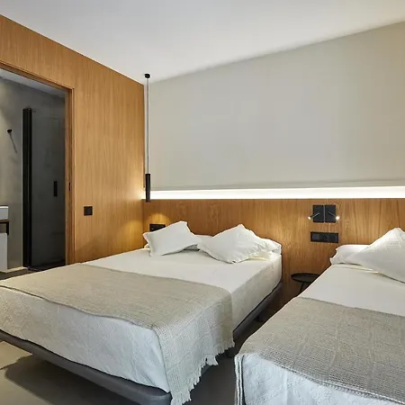 Ella Ramblas Guest house