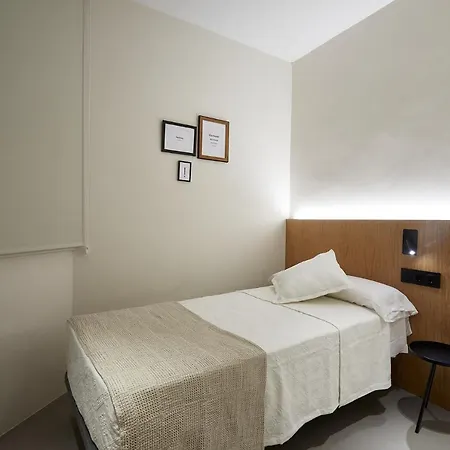 Guest house Ella Ramblas *