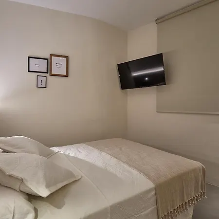Guest house Ella Ramblas Barcelona